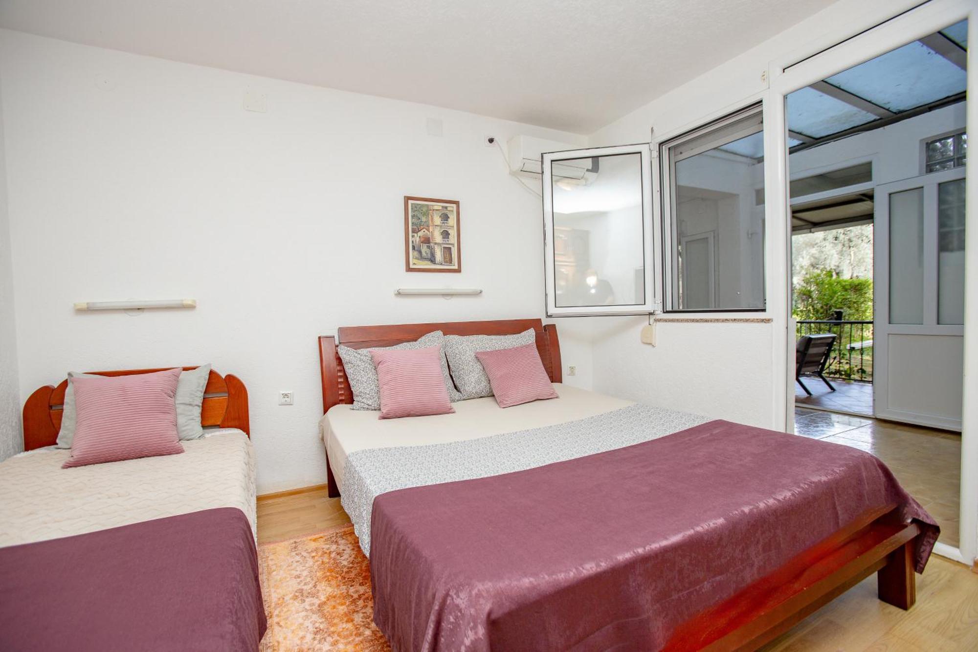 Apartments Oliva Утьеха Экстерьер фото
