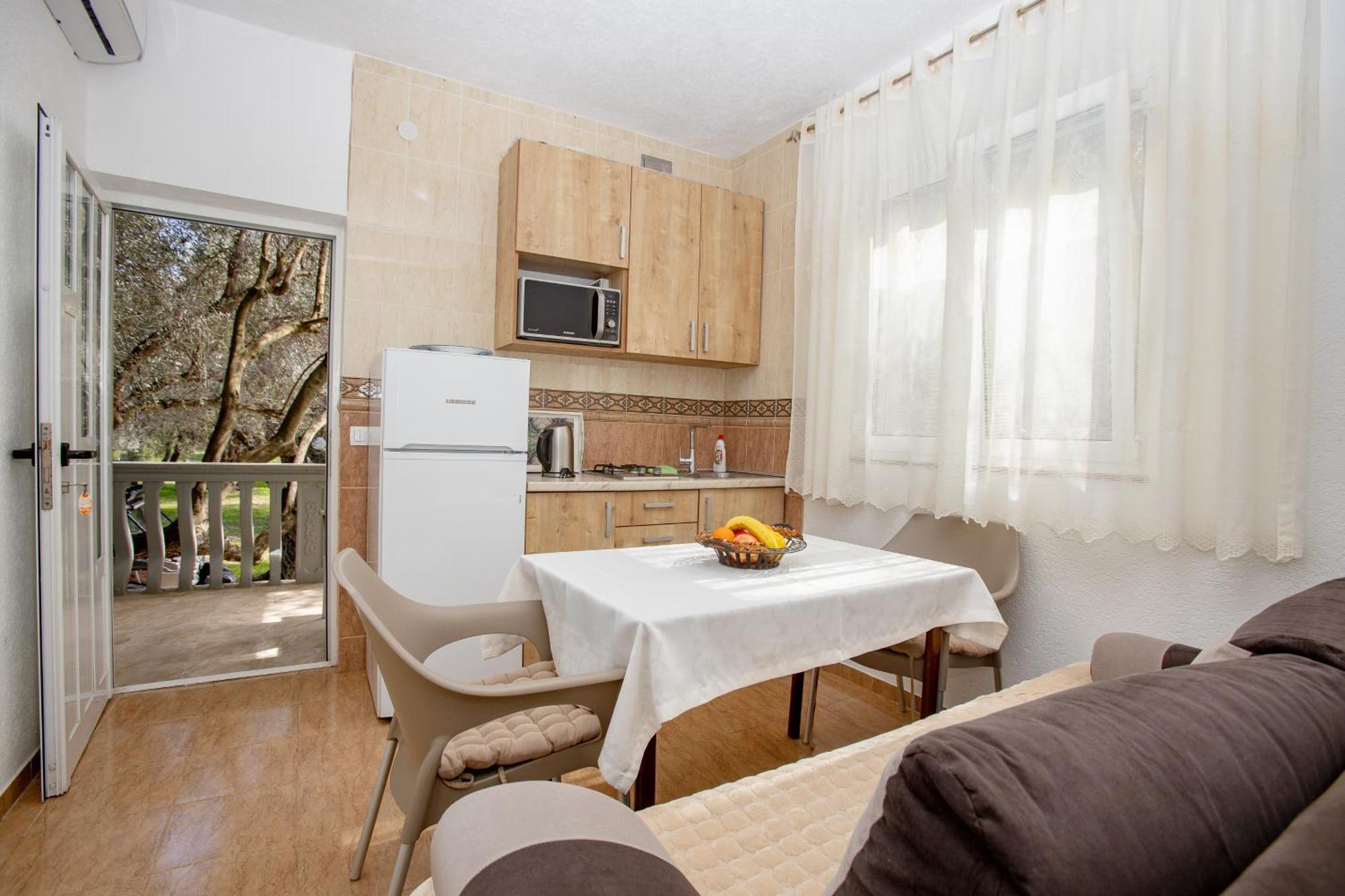 Apartments Oliva Утьеха Экстерьер фото