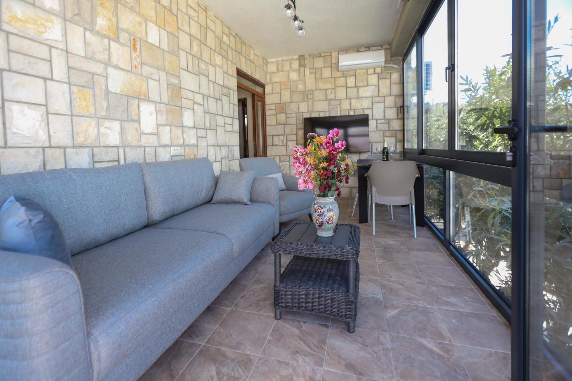 Apartments Oliva Утьеха Экстерьер фото