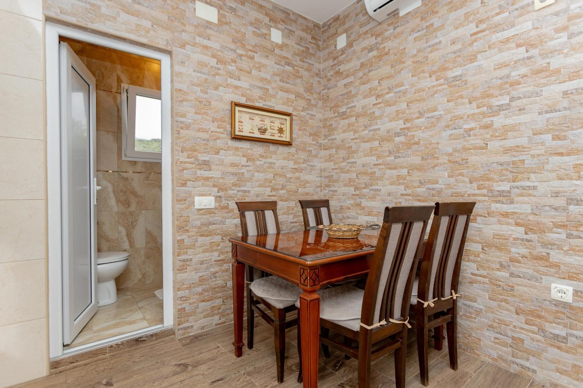 Apartments Oliva Утьеха Экстерьер фото