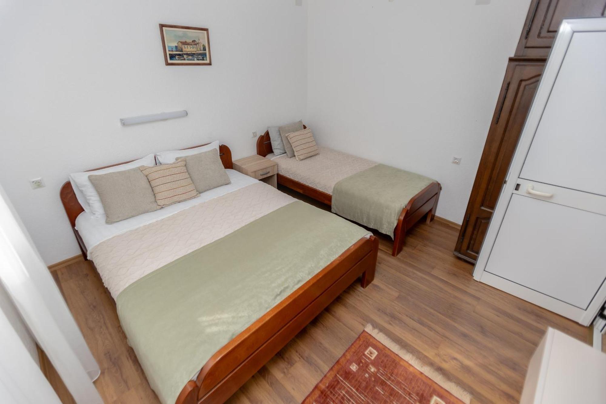 Apartments Oliva Утьеха Экстерьер фото