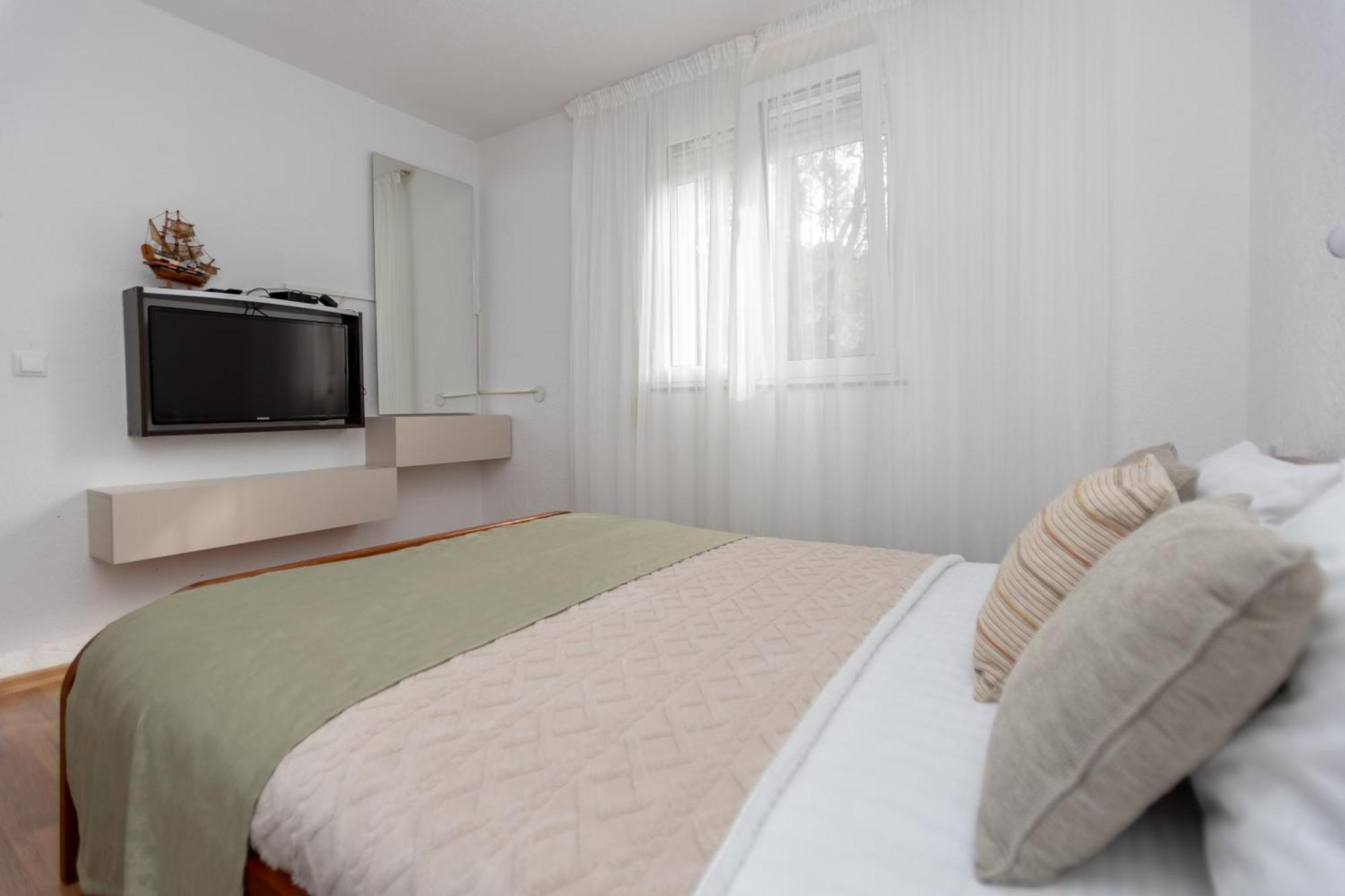 Apartments Oliva Утьеха Экстерьер фото