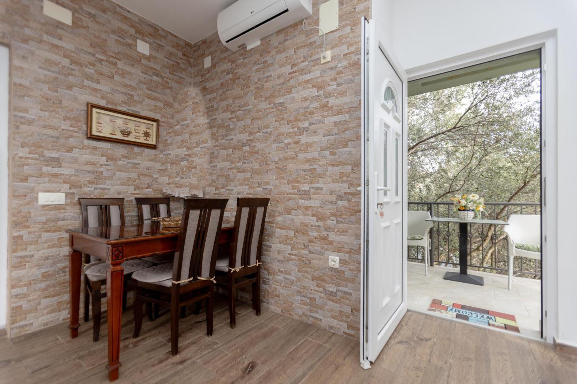 Apartments Oliva Утьеха Экстерьер фото